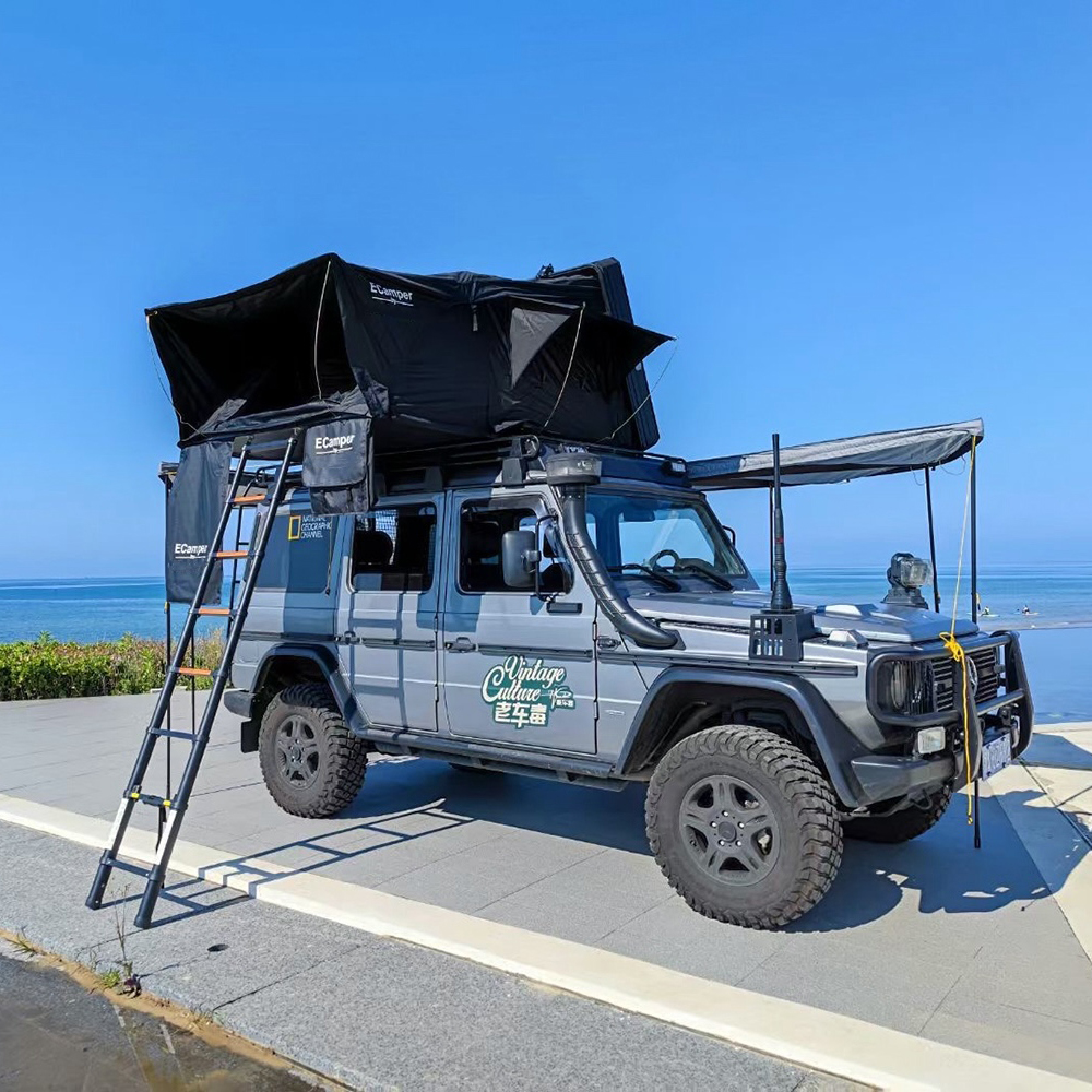 Roof Top Tent (Side Opening)